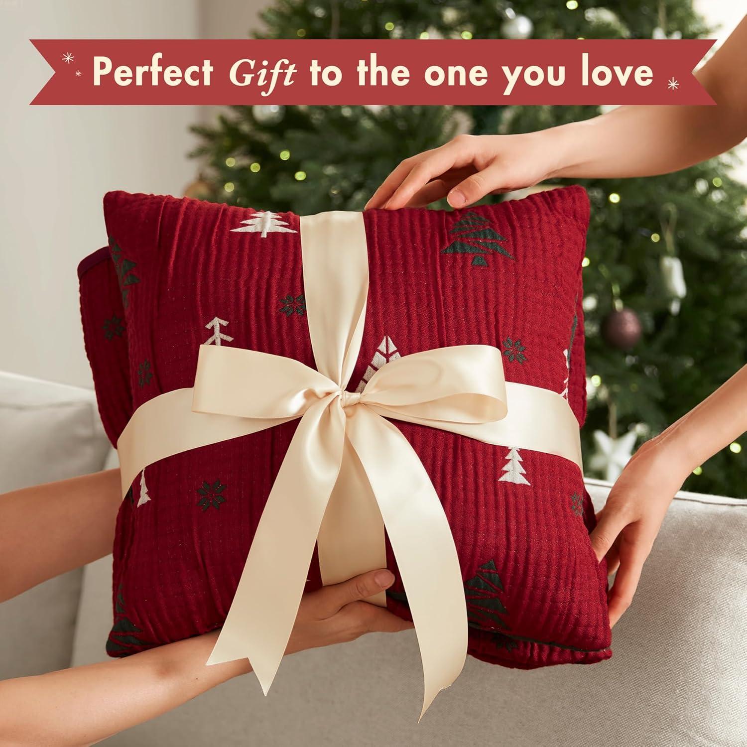 imageMadison Park Christmas Coverlet Set Festive Jacquard Design 3 Piece Set All Season Reversible Bedspread Lightweight Bedding Layer Shams Queen RedGreenQueen