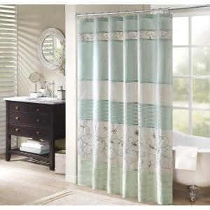 Madison Park Serene Flora Fabric Shower Curtain, mbroidered Transitional Shower Curtains for Bathroom, 72″ x 72″, Red(Aqua)