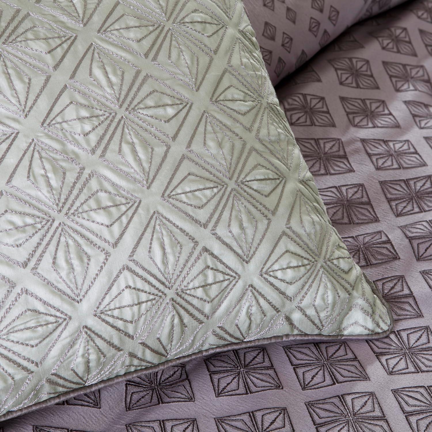 imageMadison Park Biloxi Jacquard Comforter Set Modern Geometric Design All Season Down Alternative Cozy Bedding with Matching Shams Decorative Pillow Queen90quotx90quot Ombre Navy 7 PieceBiloxi Purple