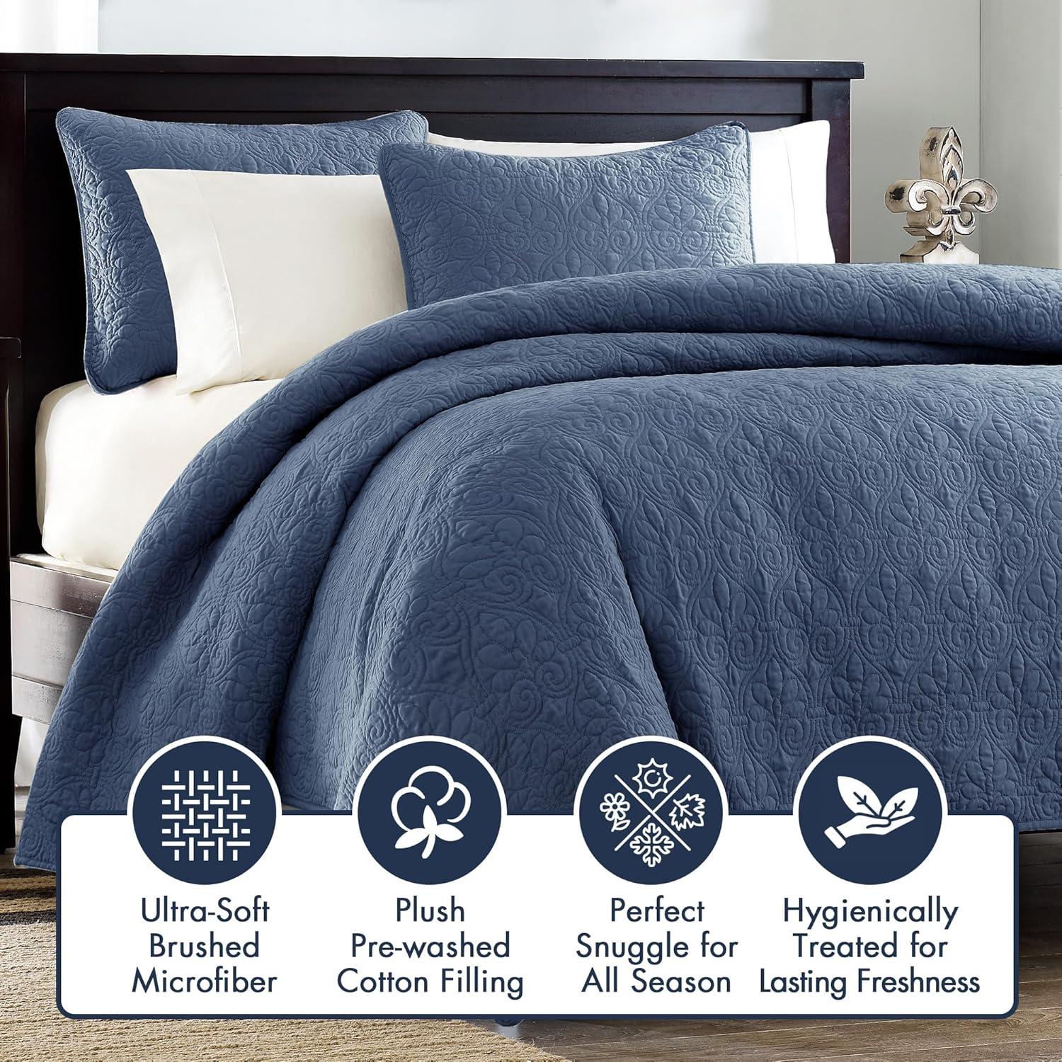 imageMadison Park Quebec Quilt Set Luxurious Damask Stitching Design Cotton Filled Lightweight Coverlet Bedspread Bedding Shams FullQueen90quotx90quot Cream 3 PieceNavy