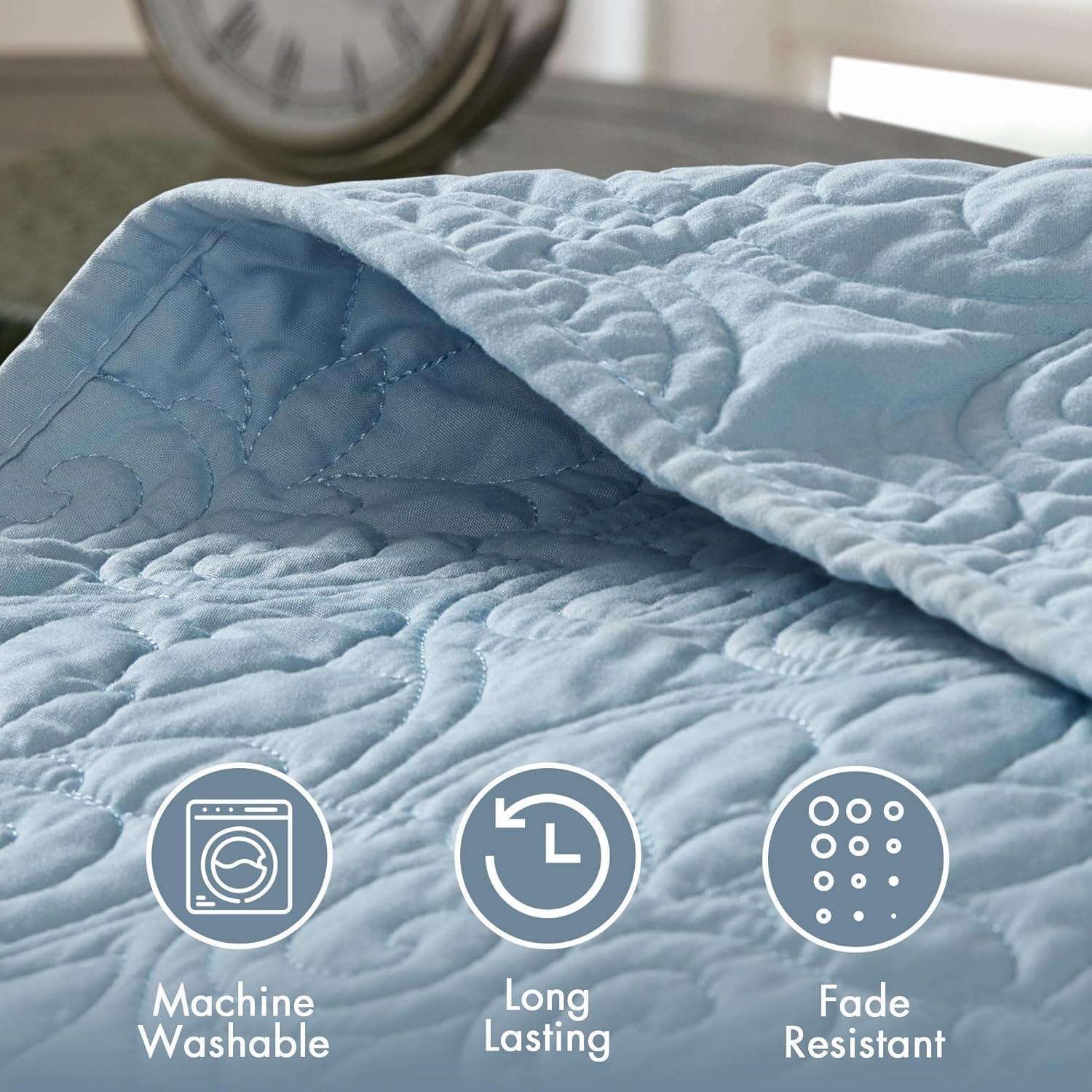 imageMadison Park Quebec Quilt Set Luxurious Damask Stitching Design Cotton Filled Lightweight Coverlet Bedspread Bedding Shams FullQueen90quotx90quot Cream 3 PieceBlue