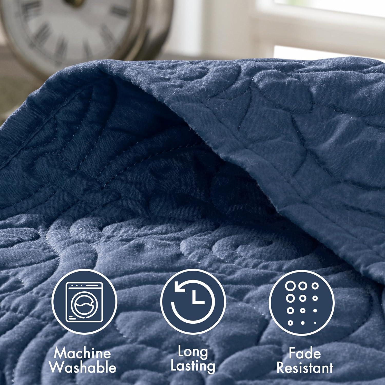 imageMadison Park Quebec Quilt Set Luxurious Damask Stitching Design Cotton Filled Lightweight Coverlet Bedspread Bedding Shams FullQueen90quotx90quot Cream 3 PieceNavy