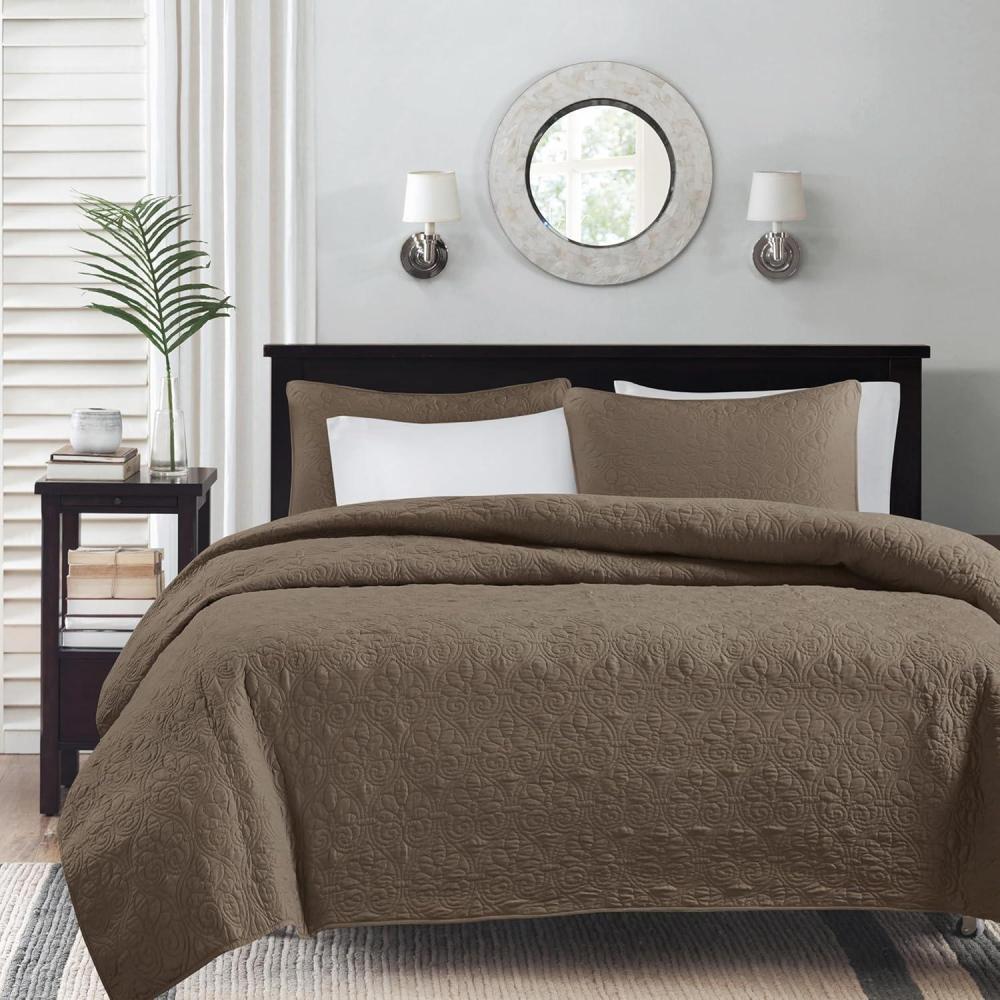 imageMadison Park Quebec Quilt Set Luxurious Damask Stitching Design Cotton Filled Lightweight Coverlet Bedspread Bedding Shams FullQueen90quotx90quot Cream 3 PieceMocha