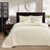 Madison Park Quebec King Size Quilt Bedding Set – Cream , Damask – 3 Piece Bedding Quilt Coverlets – Ultra Soft Microfiber Bed Quilts Quilted Coverlet