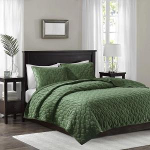 Madison Park Harper Quilt Set Velvet Casual Geometric Stitching Design All Season, Lightweight Coverlet, Cozy Bedding, Matching Shams, Full/Queen(90″x90″), Ivory 3 Piece(Green)