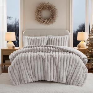 Madison Park King Comforter Set Reversible Faux-Fur Plush Comforters for King Size Bed, All Season Luxurious Ribbed Velvet Comforters King Size Bedding Set, Jasmine, King, Ivory 3 Piece(Light Gray)