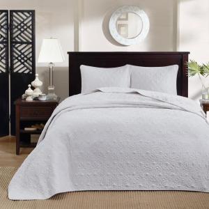 Madison Park Quebec Queen Size Quilt Bedding Set – Ivory , Damask – 3 Piece Bedding Quilt Coverlets – Ultra Soft Microfiber Bed Quilts Quilted Coverlet(White)