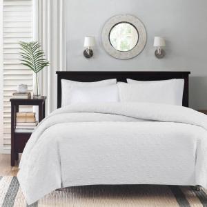 Madison Park Quebec Quilt Set – Luxurious Damask Stitching Design, Cotton Filled Lightweight Coverlet Bedspread Bedding, Shams, Full/Queen(90″x90″), Cream 3 Piece(White)