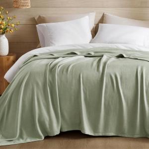 Madison Park Queen Size Blanket, 70% Rayon Bamboo-Based, 30% Cotton, Breathable for Hot Sleepers Menopause, Ultra Soft and Snag-Resistant, Summer Blanket for Bed or Couch, Queen 90″x90″ Sage Green(Sage Green)