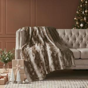 Madison Park Zuri Soft Plush Luxury Oversized Faux Fur Throw Animal Stripes Design, Faux Mink On The Reverse, Modern All Seasons Blanket for Bed, Sofa Couch, Office, Sand, 60×70″(Brown)