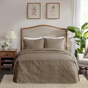 Madison Park Quebec Split Corner Quilted Bedspread Classic Traditional Design All Season, Lightweight, Bedding Set, Matching Shams, Queen, Damask Quilted Cream 3 Piece(Khaki)