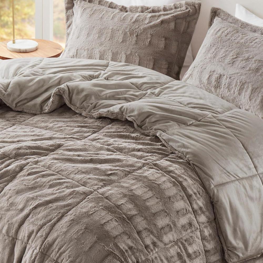 imageMadison Park Soft Plush Comforter Long Faux Fur Design Mid Century Modern All Season Down Alternative Bedding Set with Matching Sham FullQueen Gia GrayWhite 3 PieceGray