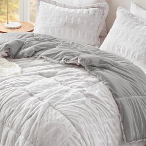 Madison Park Soft Plush Comforter Long Faux Fur Design, Mid Century, Modern All Season Down Alternative Bedding Set with Matching Sham, Full/Queen, Gia, Gray/White 3 Piece(Gray/White)