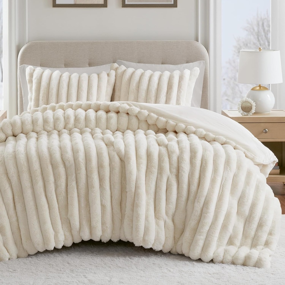 image:imageJasmine Ultrasoft Faux Fur Ribbed Comforter Set  Blanket by Madison ParkIvory
