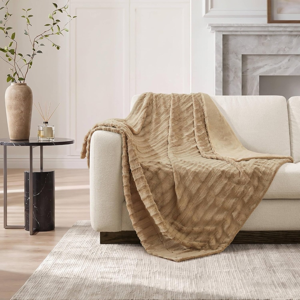 image:imageMadison Park Duke Faux Fur Throw Blanket for Sofa 50 x 60 Charcoal Ultra Luxury Soft Lightweight Plush OEKOTEX Certified Brushed Long Faux Fur For Bed Coach or SofaTan